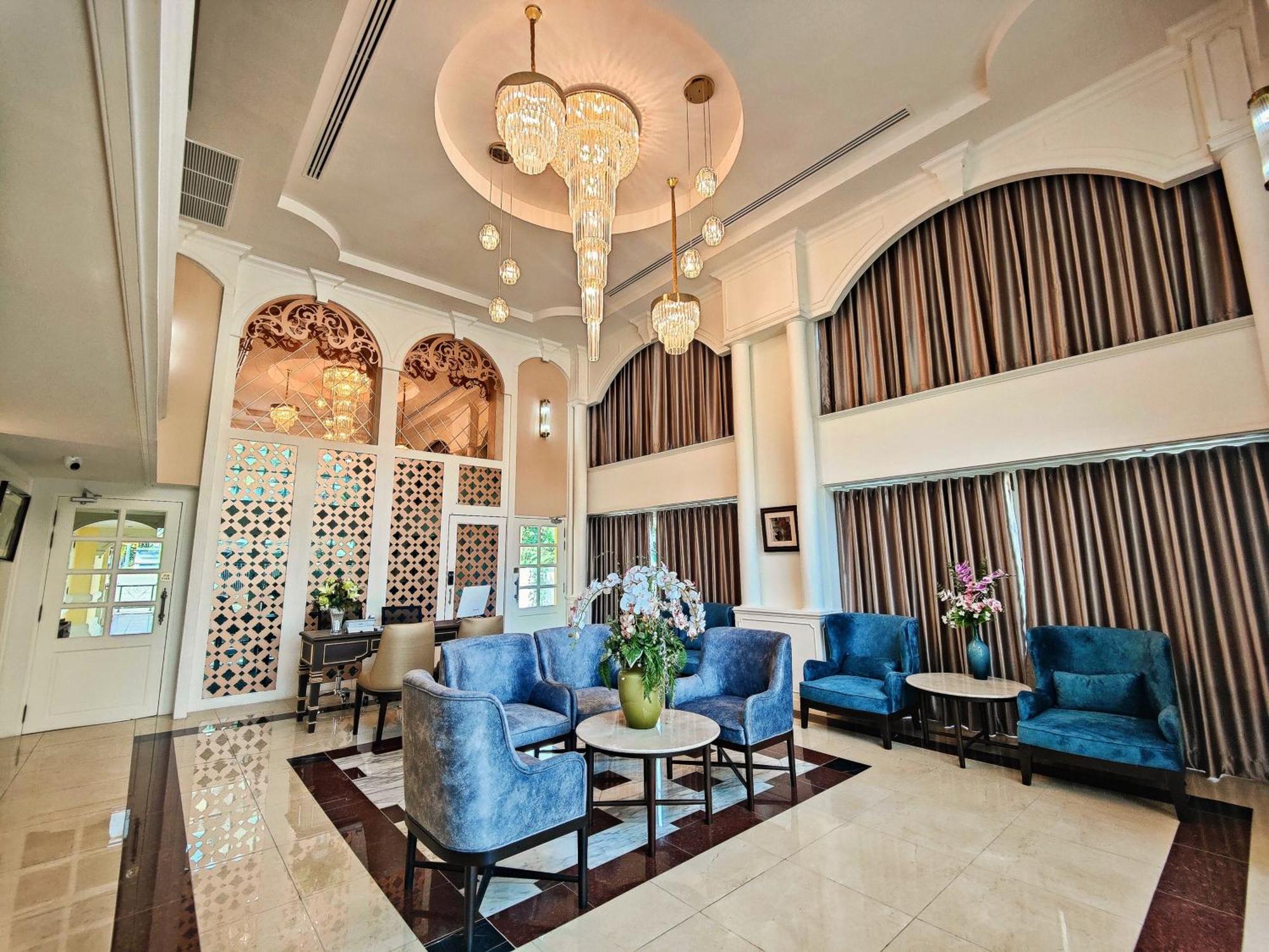 Siri Ratchadamnoen Bangkok Hotel Екстер'єр фото
